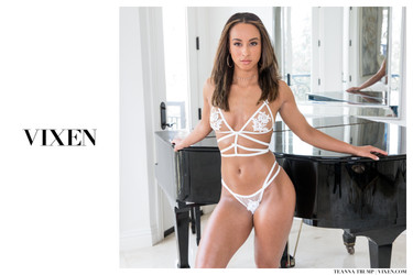 Vixen.com - Teanna Trump, Autumn Falls - How To Be A Sugar Baby (20-03-2019) [x76]/001.jpg