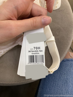 [Onlyfans] sierralisabeth - Pics and vids/Pics/06043e49-f8c3-4646-89bb-0e819ea4b5f8.jpg