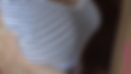 Beshine/2011.06.30 - Massive Female Tits In Striped Tight Top.720p.HEVC.mp4